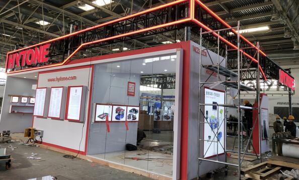 展臺(tái)設(shè)計(jì)施工過(guò)程中需要注意什么？及搭建展臺(tái)需要注意什么？